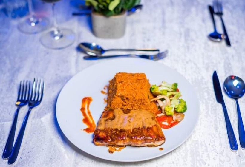 Eros Hotel And Suites Lekki