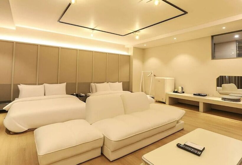 Gyeongju H Avenue Hotel Bulguksa