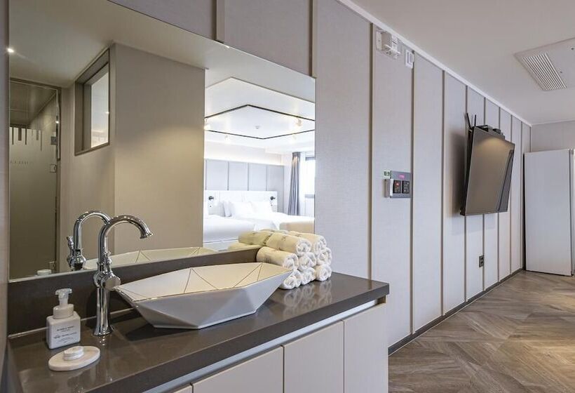 Gyeongju H Avenue Hotel Bulguksa