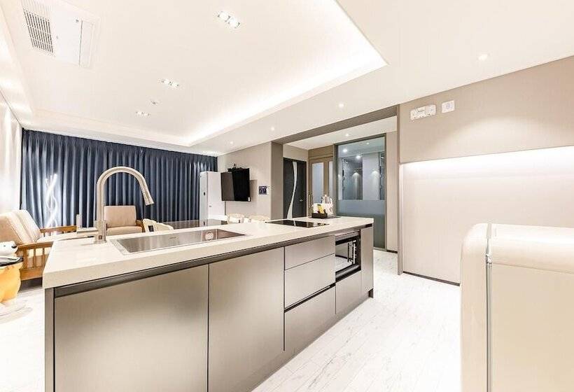 Gyeongju H Avenue Hotel Bulguksa