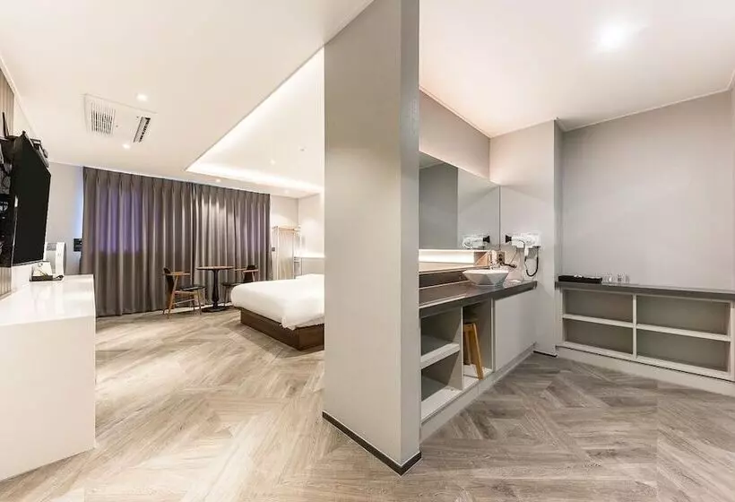 Gyeongju H Avenue Hotel Bulguksa