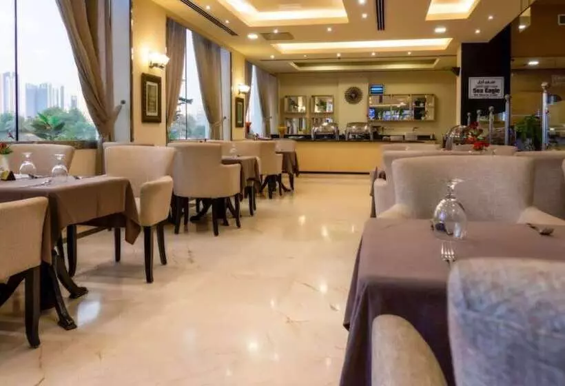 هتل Capital O 126 Manama Tower