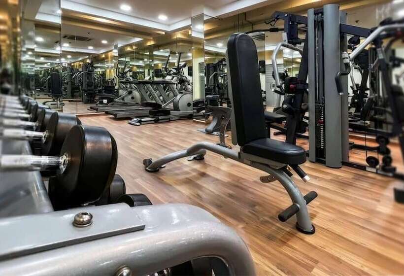 هتل Capital O 126 Manama Tower