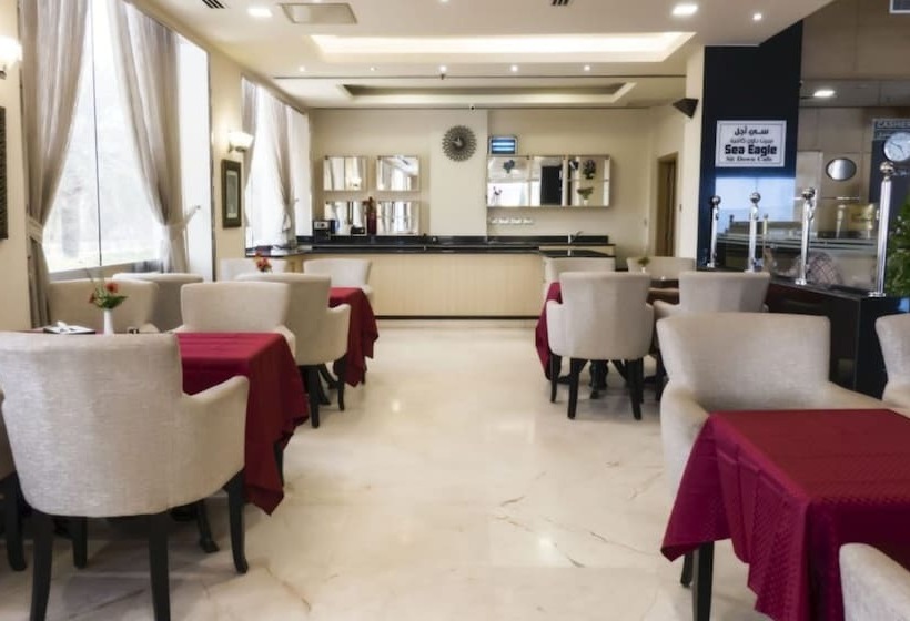 هتل Capital O 126 Manama Tower