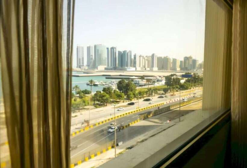 هتل Capital O 126 Manama Tower