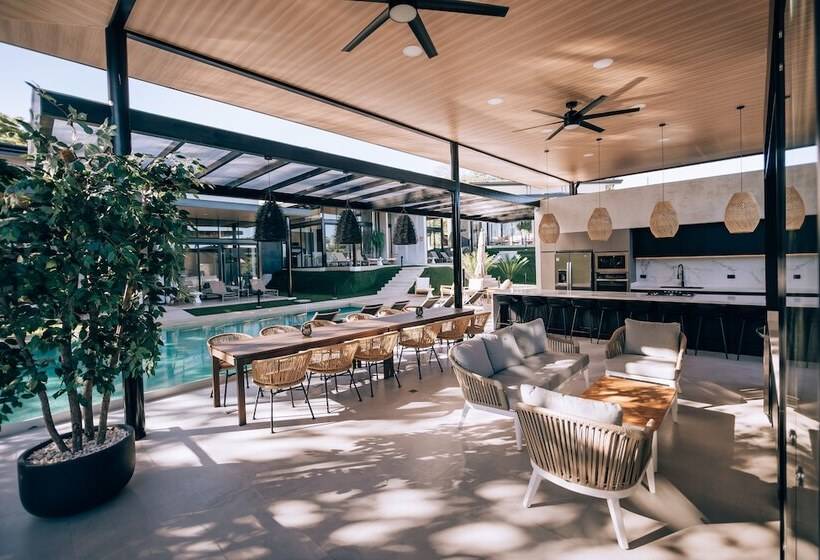 هتل Epic Tamarindo Boutique