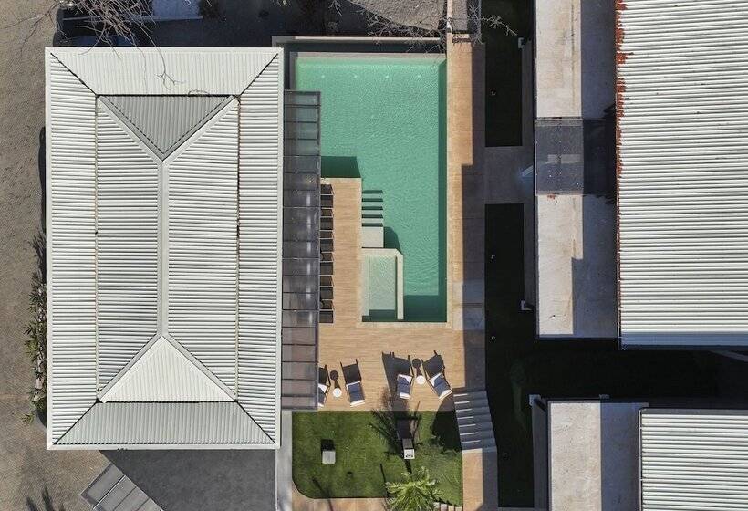 هتل Epic Tamarindo Boutique