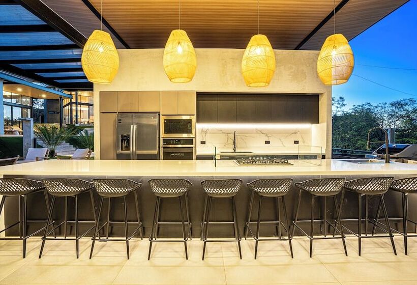 هتل Epic Tamarindo Boutique