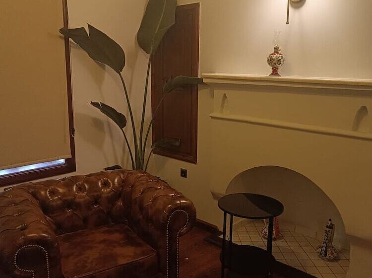 ホテル Kalkan Port