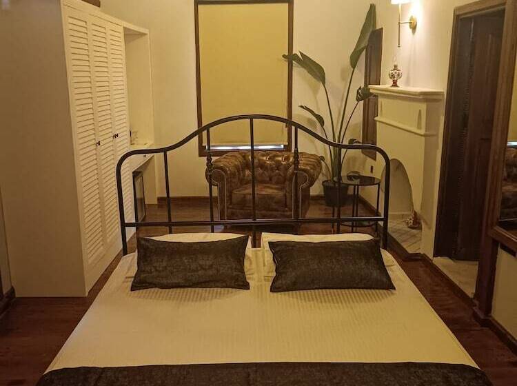 ホテル Kalkan Port