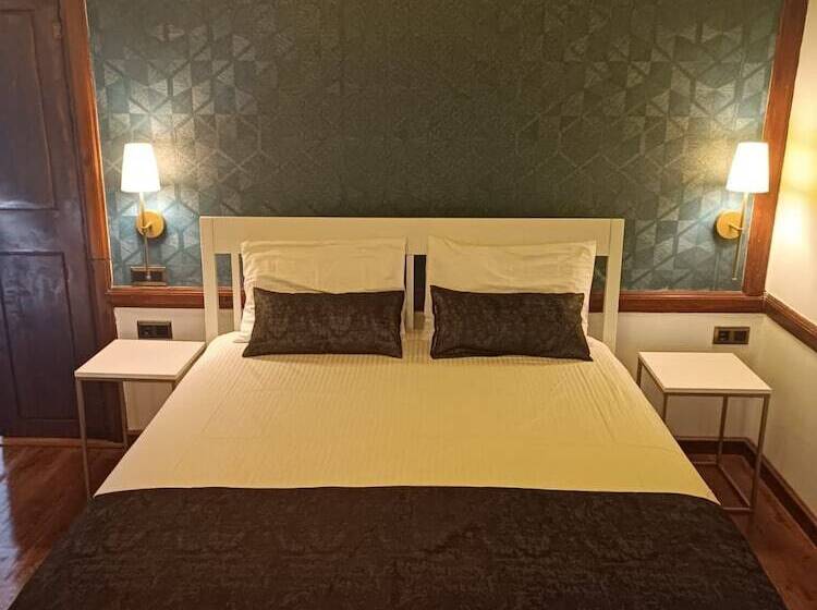 ホテル Kalkan Port