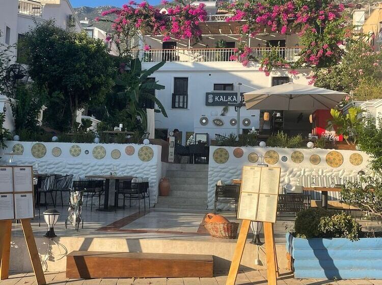 ホテル Kalkan Port