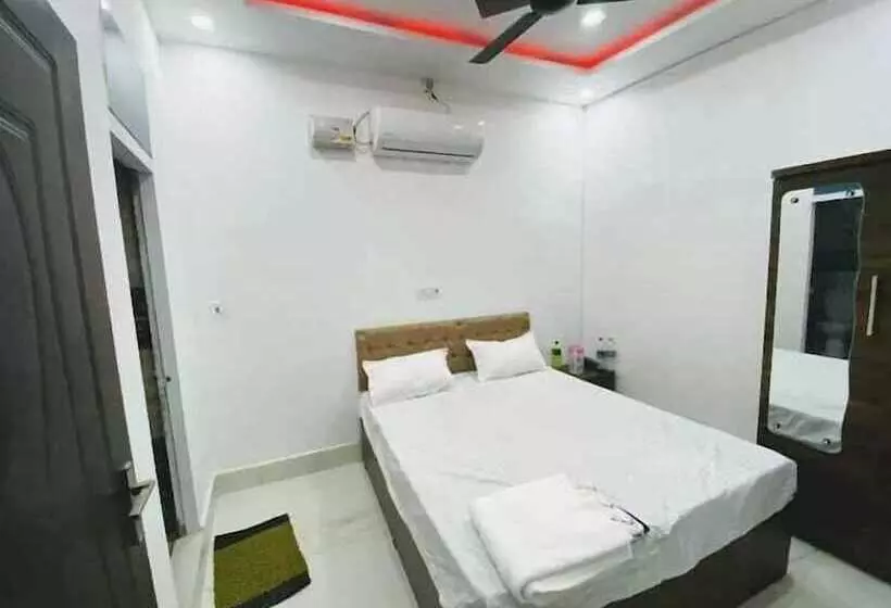 ホテル Pancham Palace