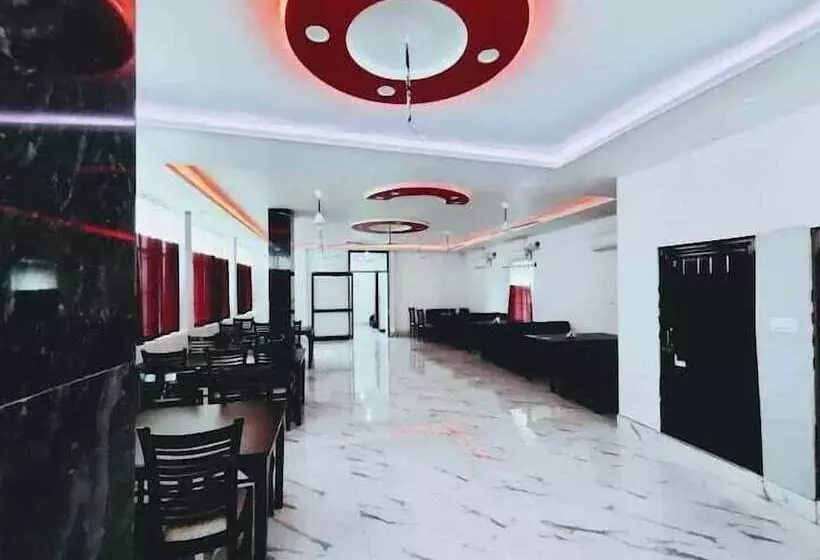 ホテル Pancham Palace