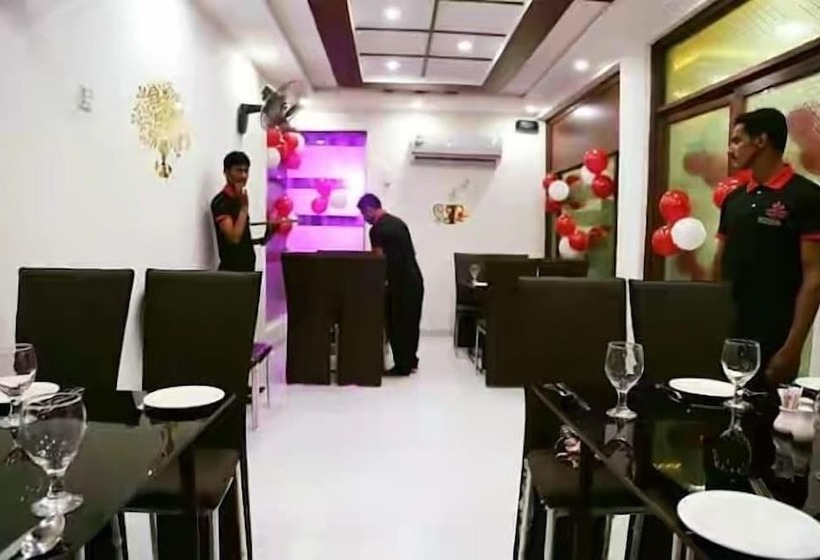 Red Onion Hotel & Restaurant