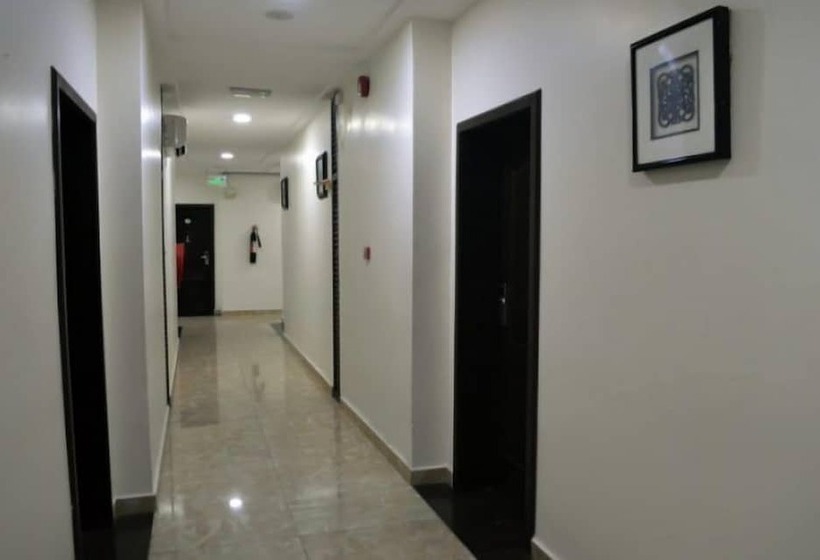 Samsy Hotel And Suites Benin City
