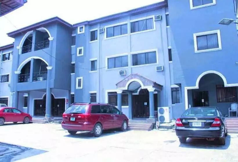 Samsy Hotel And Suites Benin City
