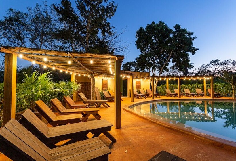 Xuux Peek Hotel Ecoturístico