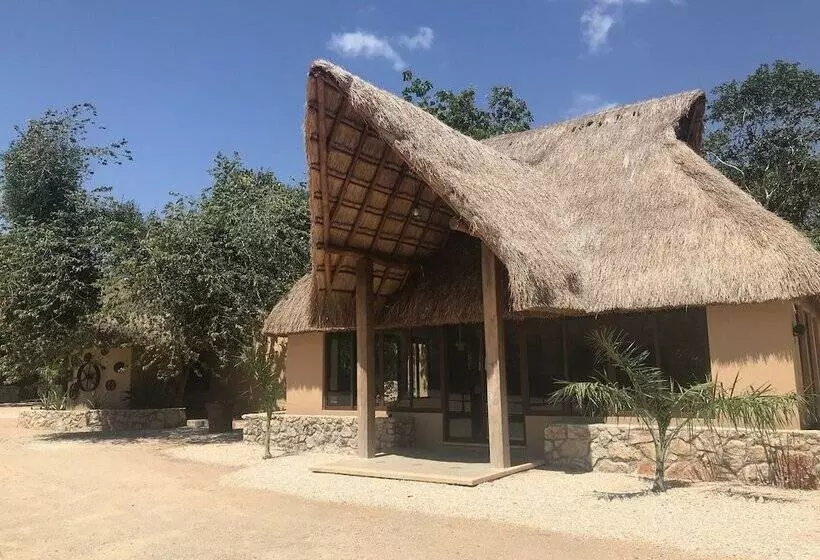 Xuux Peek Hotel Ecoturístico