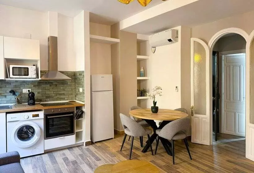 Apartamentos Plaza San Agustin 3000