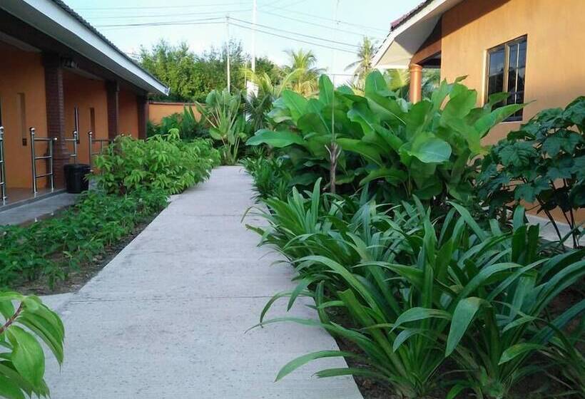 Chuu Pun Village Resort