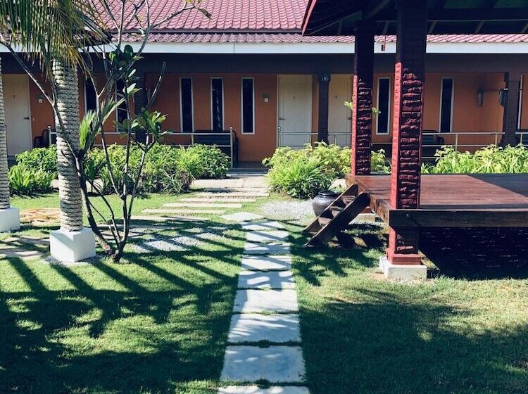 Chuu Pun Village Resort