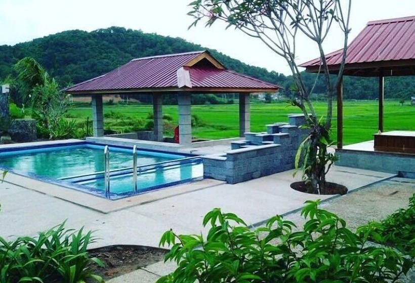 Chuu Pun Village Resort