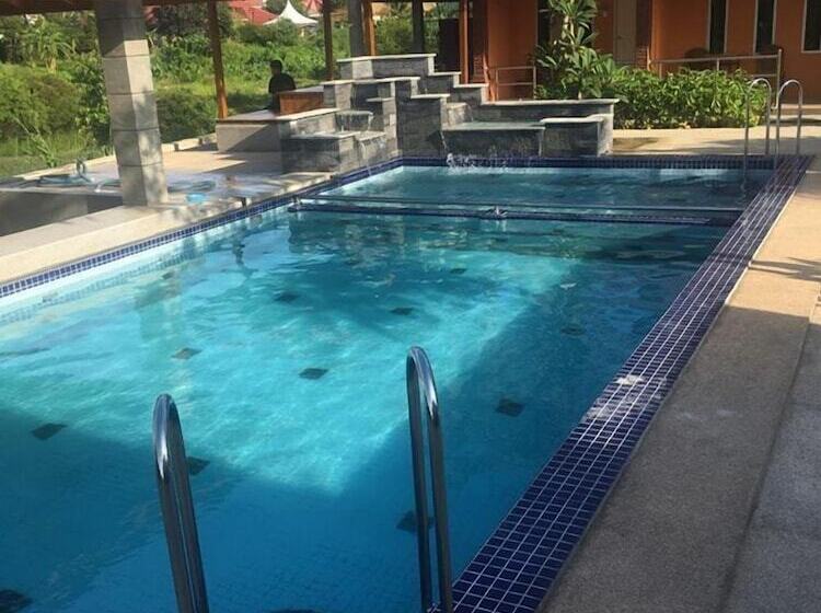 Chuu Pun Village Resort