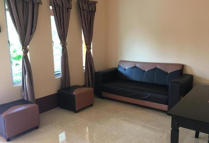 Chuu Pun Village Resort