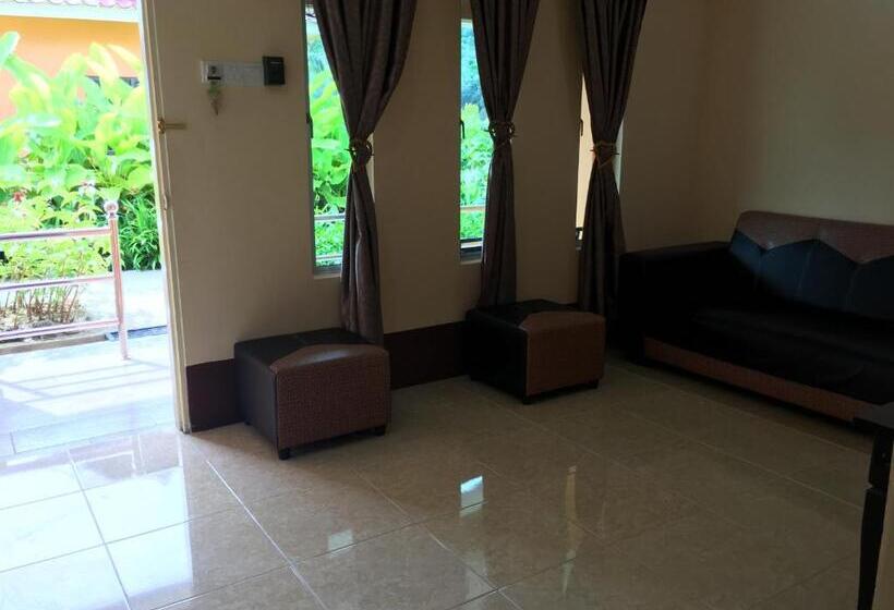 Chuu Pun Village Resort