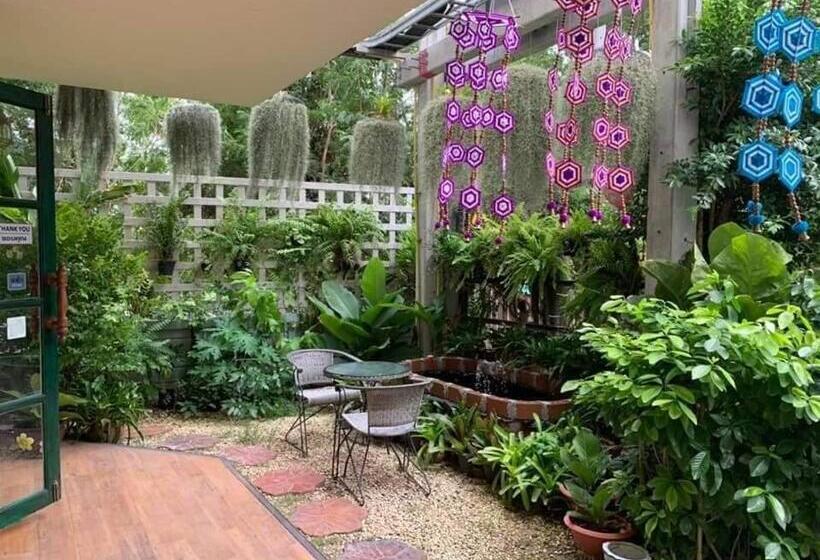 Anchan Laguna Hotel โรงแรมอัญชันลากูน่า