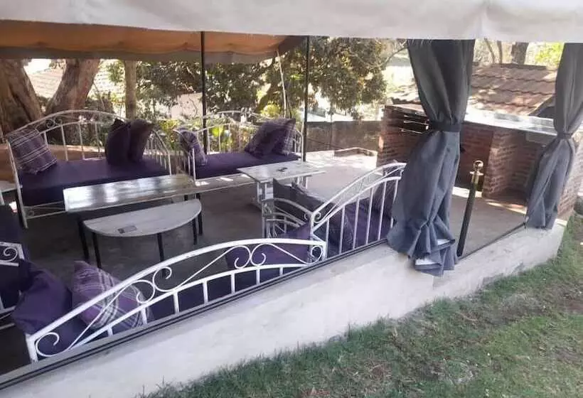 هتل Boulevard Inn Mt Meru
