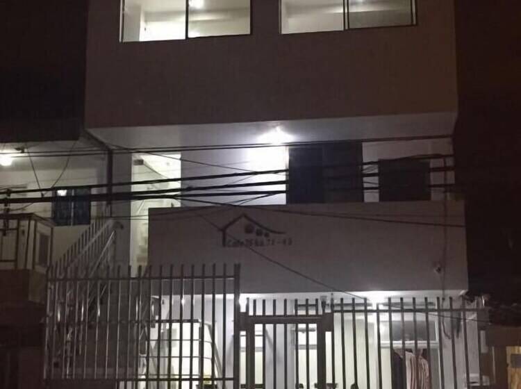 هتل Las Margaritas Alojamientos