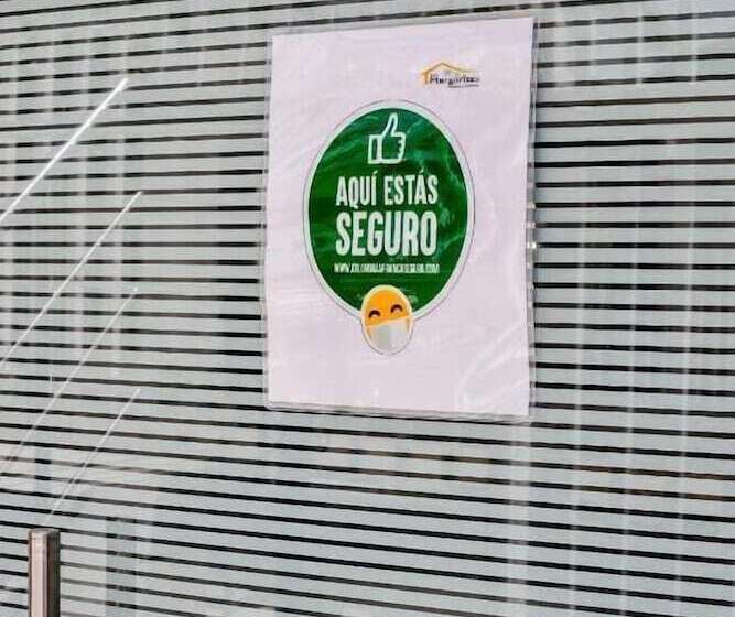 هتل Las Margaritas Alojamientos