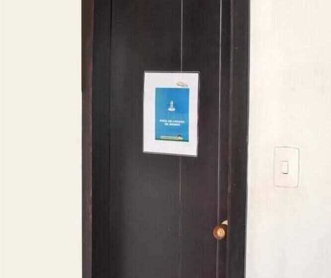 هتل Las Margaritas Alojamientos