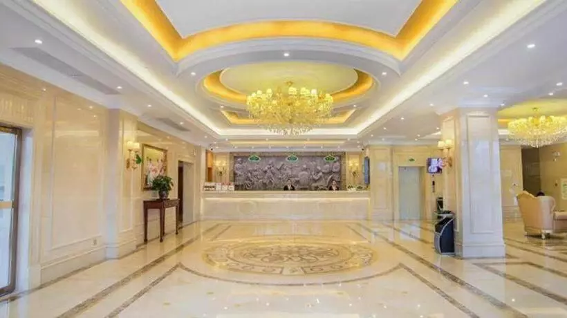 Vienna Hotel Guangxi Liuzhou Xijiang Vientiane City