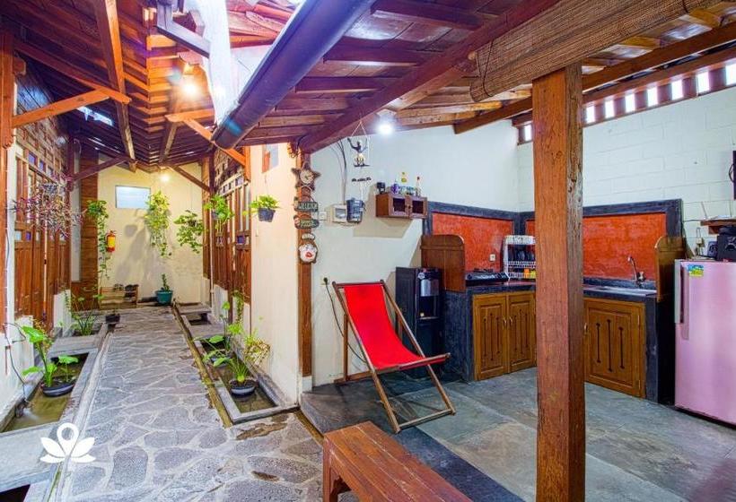 فندق Ndalem Timoho