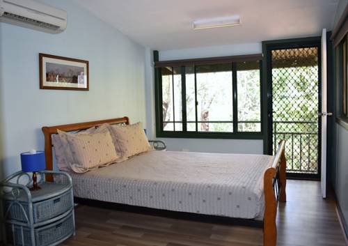 Parry Creek Farm Tourist Resort And Caravan Park