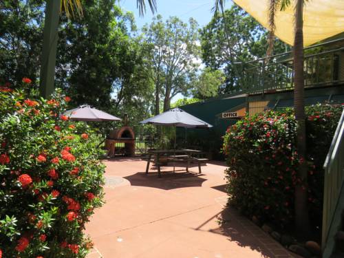 Parry Creek Farm Tourist Resort And Caravan Park