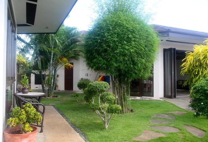 אתר נופש Nine Degrees North Pavilion