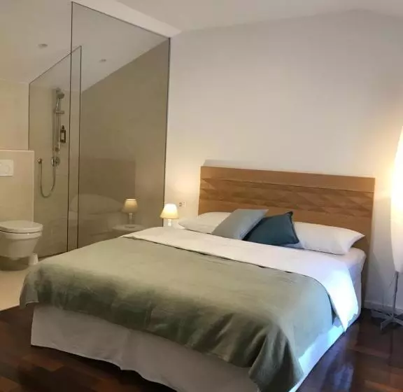 Wingbay B&b