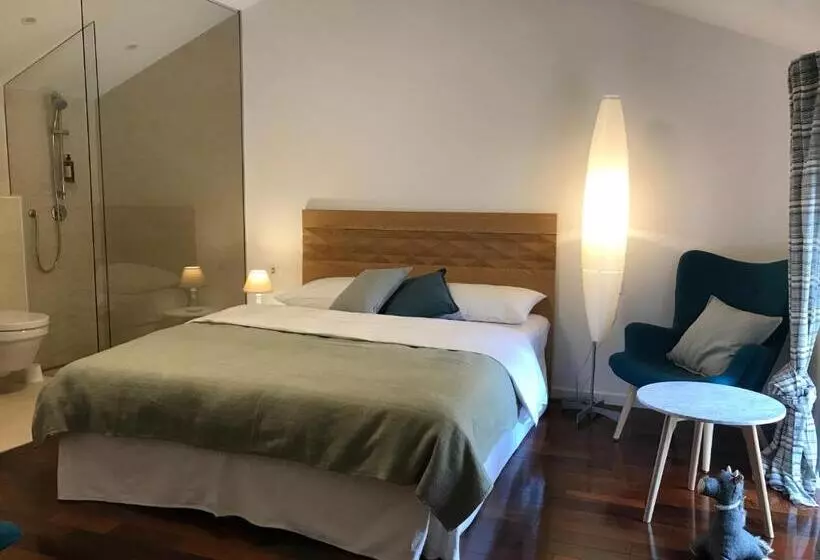 Wingbay B&b
