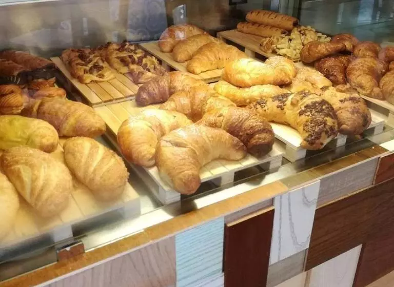 تختخواب و صبحانه Federicocasa