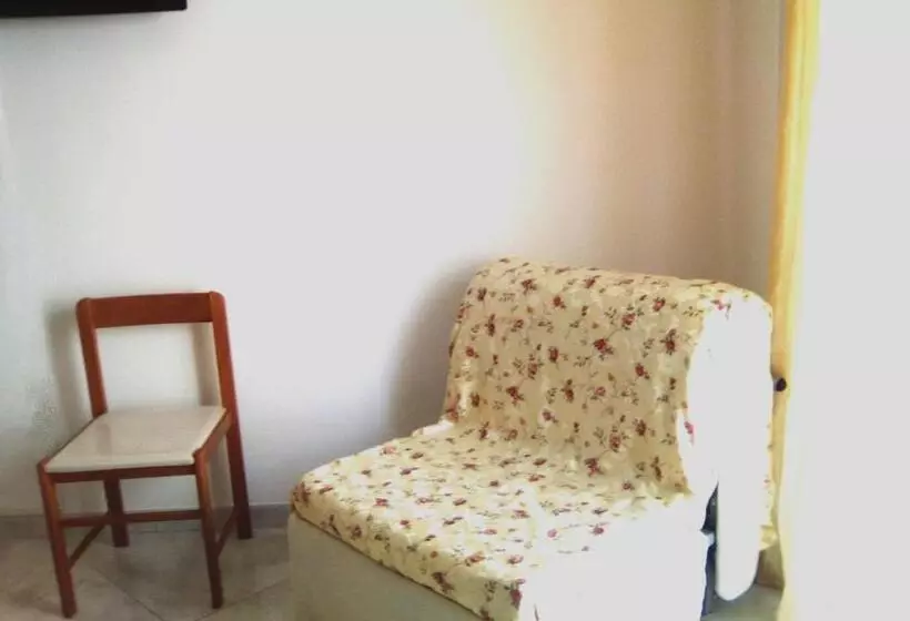 تختخواب و صبحانه Federicocasa