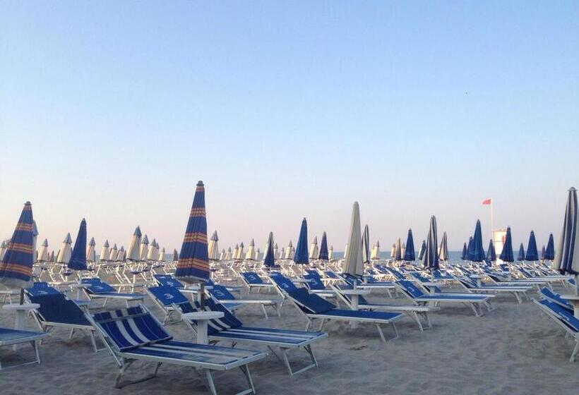 G&d Hotel Deanna Golf