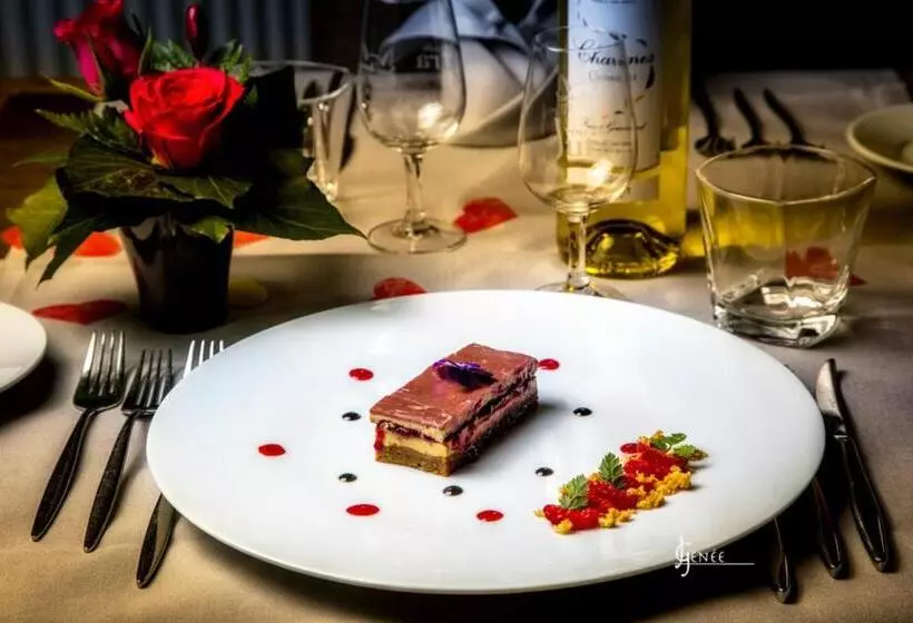 هتل Au Moulin Des Ecorces