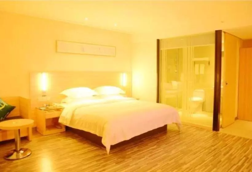 Hotelli City Comfort Inn Zhengzhou Lvcheng Square Metro Station