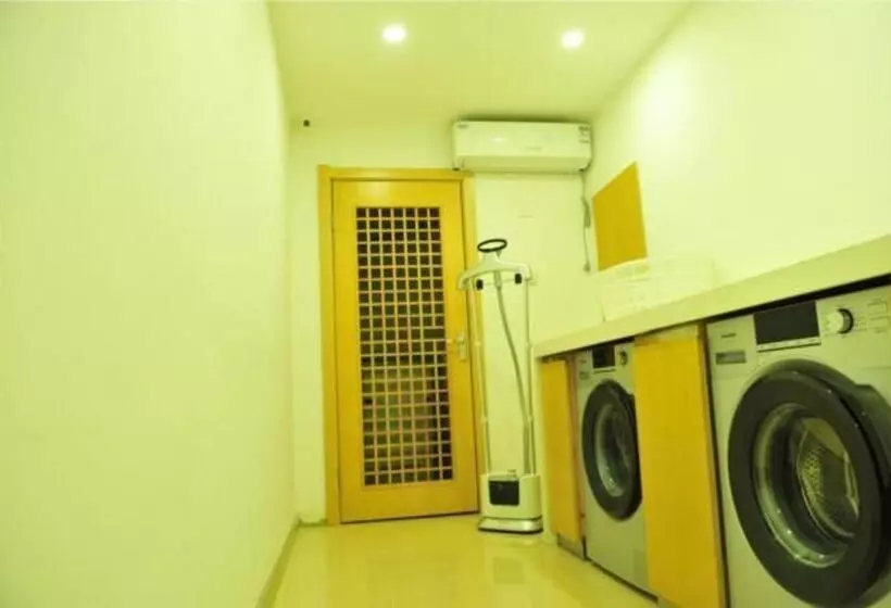 Hotelli City Comfort Inn Zhengzhou Lvcheng Square Metro Station