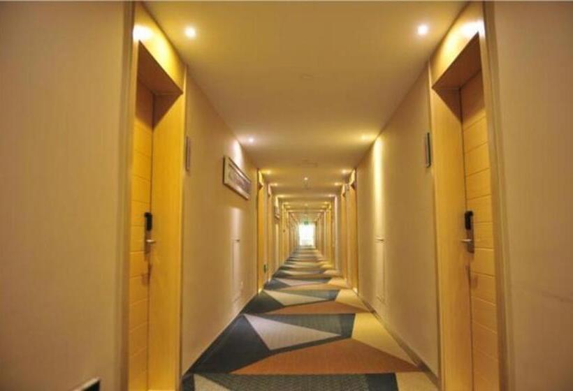 Отель City Comfort Inn Zhengzhou Lvcheng Square Metro Station