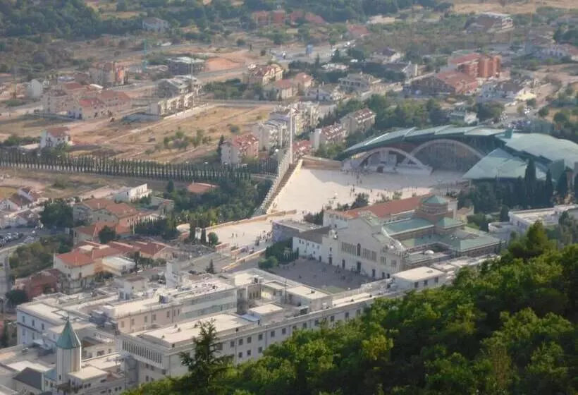 هتل Dei Cappuccini